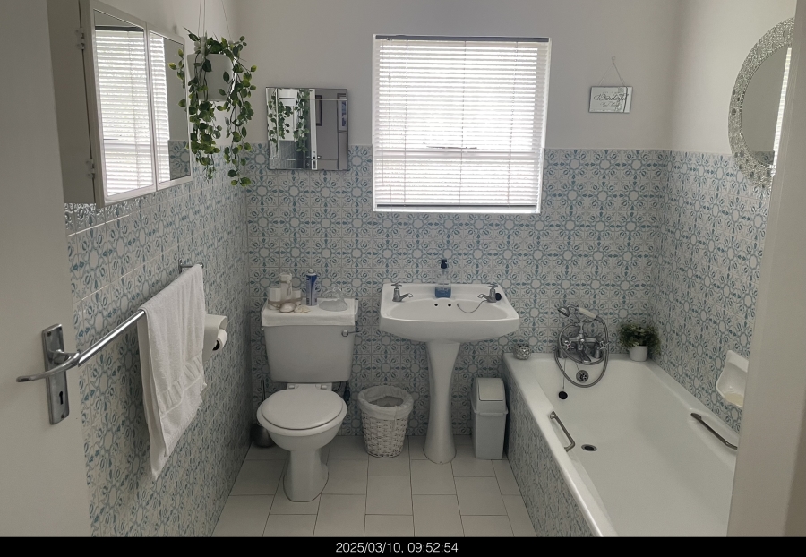 4 Bedroom Property for Sale in Beacon Bay Eastern Cape